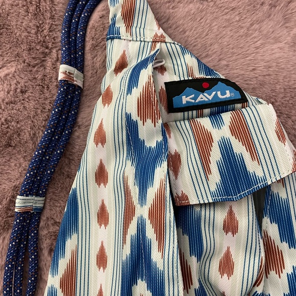Kavu Mini Rope Sling Bag - Picture 2 of 5